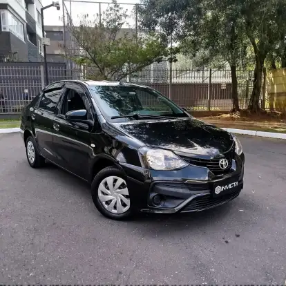 TOYOTA-ETIOS-2020