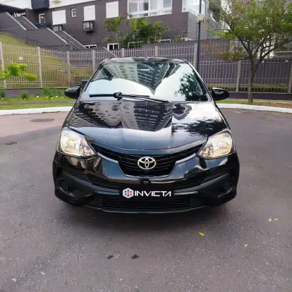 TOYOTA-ETIOS-2020