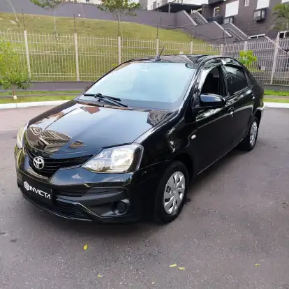 TOYOTA-ETIOS-2020