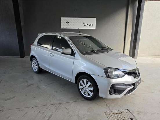 TOYOTA-ETIOS-2020
