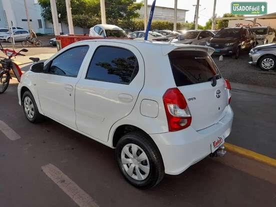TOYOTA-ETIOS-1.3 X 16V FLEX 4P MANUAL TOYOTA-ETIOS-2017