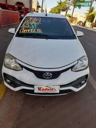 TOYOTA-ETIOS-2017