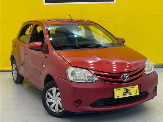 TOYOTA-ETIOS-1.3 X 16V FLEX 4P MANUAL TOYOTA-ETIOS-2016