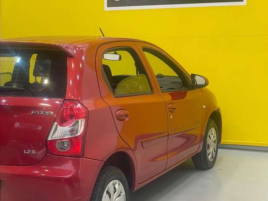 TOYOTA-ETIOS-1.3 X 16V FLEX 4P MANUAL TOYOTA-ETIOS-2016