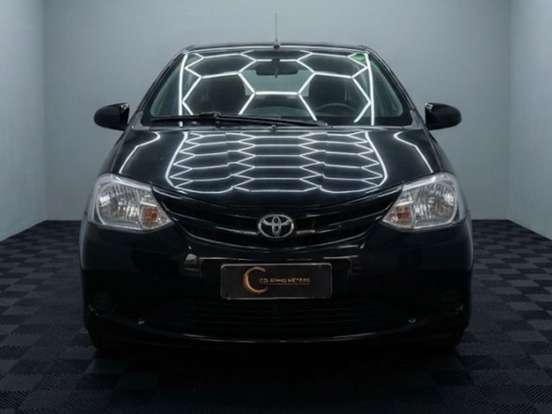 TOYOTA-ETIOS-2013