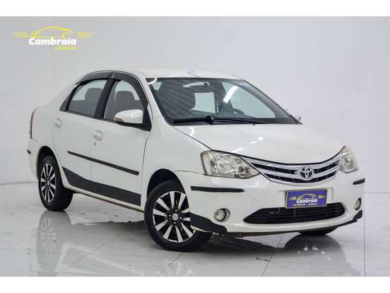 TOYOTA-ETIOS-2015
