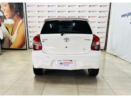 TOYOTA-ETIOS-1.5 X PLUS 16V FLEX 4P AUTOMÁTICO TOYOTA-ETIOS-2019