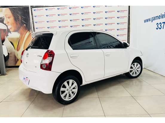 TOYOTA-ETIOS-1.5 X PLUS 16V FLEX 4P AUTOMÁTICO TOYOTA-ETIOS-2019