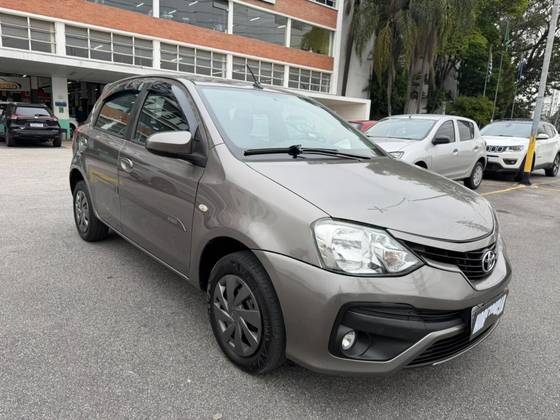 TOYOTA ETIOS 1.5 XS 16V FLEX 4P AUTOMÁTICO