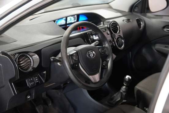 TOYOTA-ETIOS-1.5 XS 16V FLEX 4P MANUAL TOYOTA-ETIOS-2017