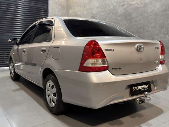 TOYOTA-ETIOS-1.5 XS SEDAN 16V FLEX 4P AUTOMÁTICO TOYOTA-ETIOS-2017