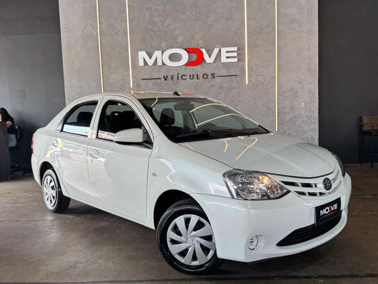 TOYOTA-ETIOS-1.5 XS SEDAN 16V FLEX 4P MANUAL TOYOTA-ETIOS-2016