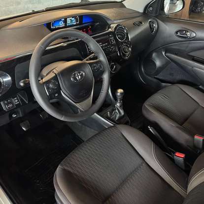 TOYOTA-ETIOS-1.5 XS SEDAN 16V FLEX 4P MANUAL TOYOTA-ETIOS-2016