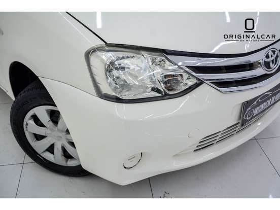 TOYOTA-ETIOS-2013