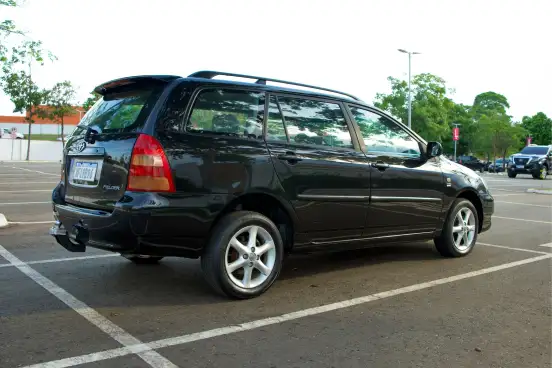 TOYOTA-FIELDER-1.8 16V GASOLINA 4P AUTOMÁTICO TOYOTA-FIELDER-2004