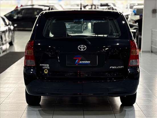 TOYOTA-FIELDER-2005