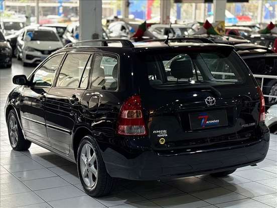 TOYOTA-FIELDER-1.8 16V GASOLINA 4P AUTOMÁTICO TOYOTA-FIELDER-2005
