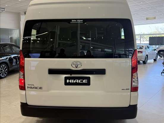 TOYOTA-HIACE-2.8 D-4D TURBO DIESEL MINIBUS 15+1 DX AUTOMÁTICO TOYOTA-HIACE-2024