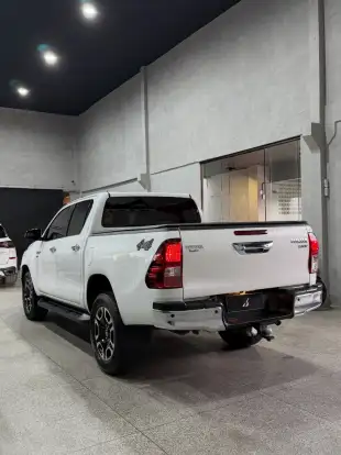 TOYOTA-HILUX-2.7 VVT-i FLEX CD SRV 4X2 AUTOMÁTICO TOYOTA-HILUX-2021