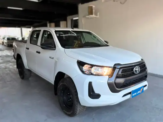 TOYOTA-HILUX-2024