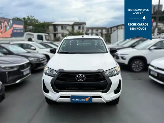TOYOTA-HILUX-2024