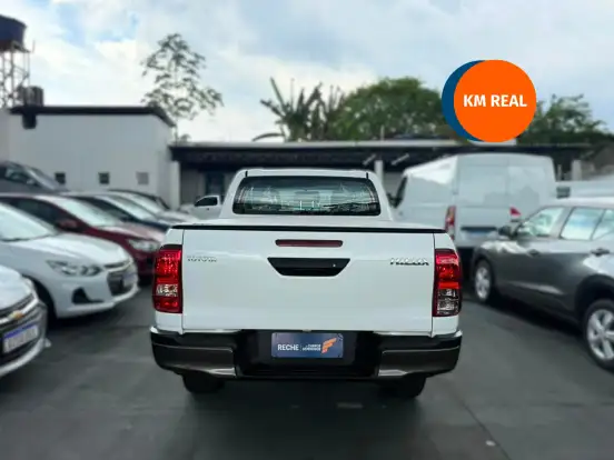 TOYOTA-HILUX-2.8 D-4D TURBO DIESEL CD POWER PACK 4X4 AUTOMÁTICO TOYOTA-HILUX-2024