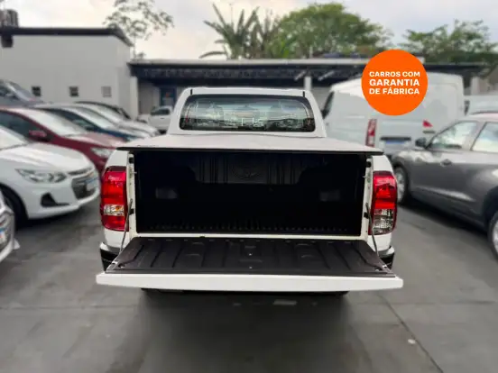 TOYOTA-HILUX-2024