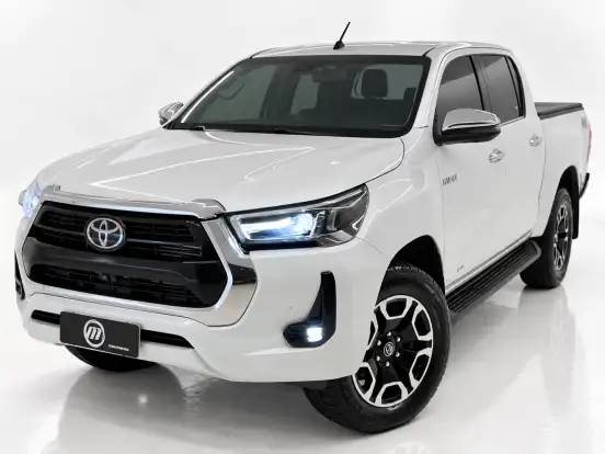 TOYOTA-HILUX-2.8 D-4D TURBO DIESEL CD SRX 4X4 AUTOMÁTICO TOYOTA-HILUX-2023