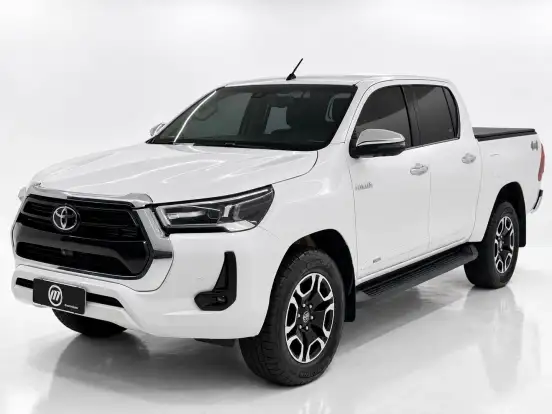 TOYOTA-HILUX-2023