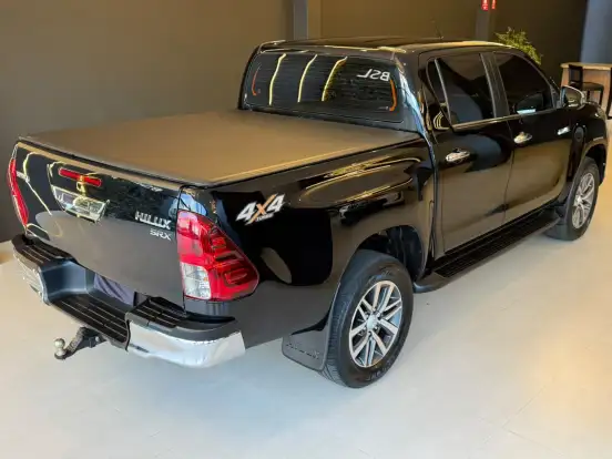 TOYOTA-HILUX-2.8 SRX 4X4 CD 16V DIESEL 4P AUTOMÁTICO TOYOTA-HILUX-2018