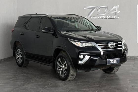 TOYOTA HILUX 2.7 SR 4X2 CD 16V FLEX 4P AUTOMÁTICO