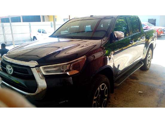 TOYOTA-HILUX-2017
