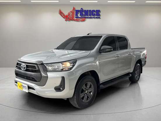 TOYOTA-HILUX-2.8 D-4D TURBO DIESEL CD SR 4X4 AUTOMÁTICO TOYOTA-HILUX-2022