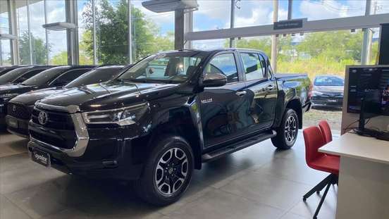 TOYOTA-HILUX-2024