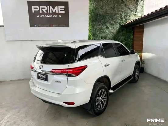 TOYOTA-HILUX-2.8 SRX 4X4 CD 16V DIESEL 4P AUTOMÁTICO TOYOTA-HILUX-2016