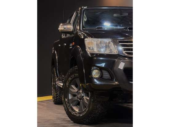 TOYOTA-HILUX-3.0 SRV 4X4 CD 16V TURBO INTERCOOLER DIESEL 4P AUTOMÁTICO TOYOTA-HILUX-2014