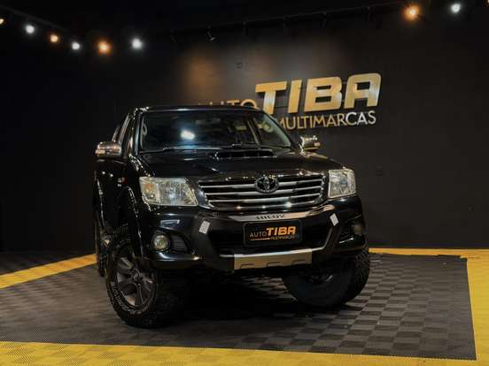 TOYOTA-HILUX-2014