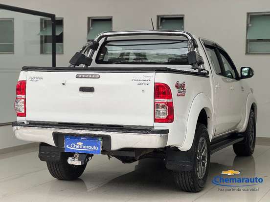 TOYOTA-HILUX-3.0 SRV 4X4 CD 16V TURBO INTERCOOLER DIESEL 4P AUTOMÁTICO TOYOTA-HILUX-2014