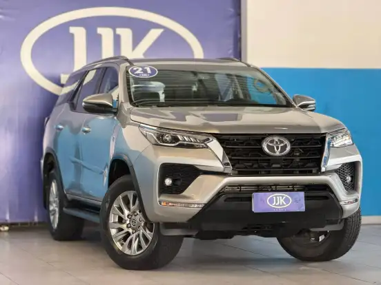 TOYOTA-HILUX SW4-2.7 VVT-i FLEX SRV 7L 4X2 AUTOMÁTICO TOYOTA-HILUX SW4-2021