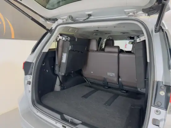 TOYOTA-HILUX SW4-2018