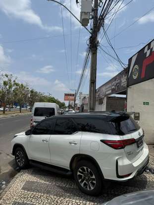TOYOTA-HILUX SW4-2.8 D-4D TURBO DIESEL DIAMOND 7L 4X4 AUTOMÁTICO TOYOTA-HILUX SW4-2022
