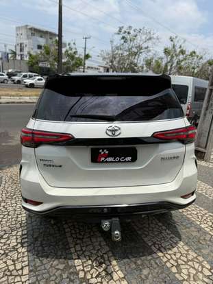 TOYOTA-HILUX SW4-2.8 D-4D TURBO DIESEL DIAMOND 7L 4X4 AUTOMÁTICO TOYOTA-HILUX SW4-2022