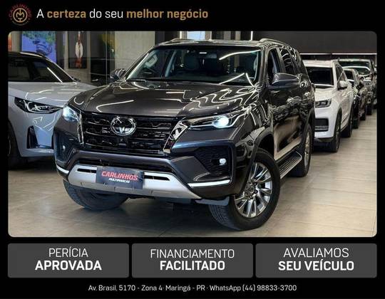 TOYOTA HILUX SW4 2.8 D-4D TURBO DIESEL SRX 7L 4X4 AUTOMÁTICO
