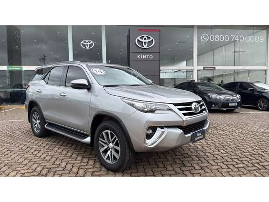 TOYOTA-HILUX SW4-2.8 SRX 4X4 16V TURBO INTERCOOLER DIESEL 4P AUTOMÁTICO TOYOTA-HILUX SW4-2018