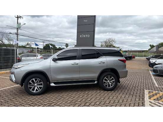 TOYOTA-HILUX SW4-2.8 SRX 4X4 16V TURBO INTERCOOLER DIESEL 4P AUTOMÁTICO TOYOTA-HILUX SW4-2018