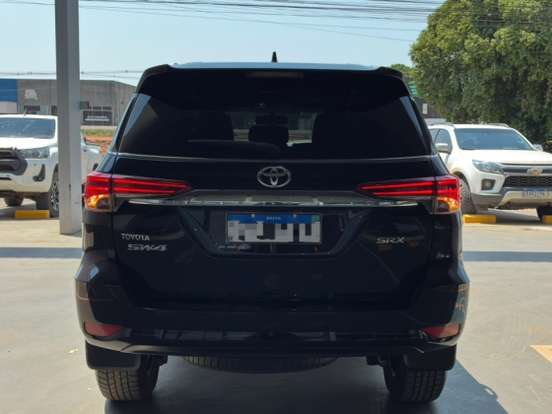 TOYOTA-HILUX SW4-2019