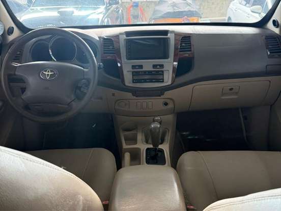 TOYOTA-HILUX SW4-2007