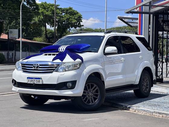 TOYOTA HILUX SW4 3.0 SRV 4X4 16V TURBO INTERCOOLER DIESEL 4P AUTOMÁTICO