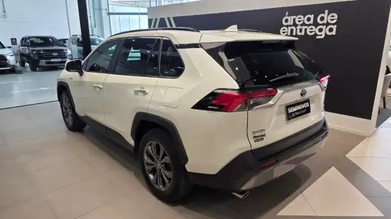 TOYOTA-RAV4-2022