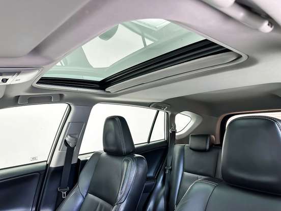 TOYOTA-RAV4-2018
